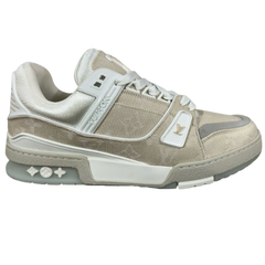 Louis Vuitton Trainer Sneaker White / Cream / Beige / Gray