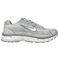 Nike P-6000 Sneakers / Trainers White / Gray