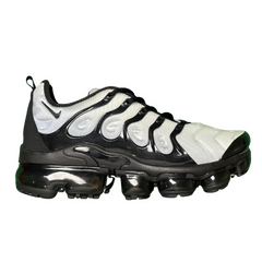 Nike Air Vapormax Plus Sneakers / Trainers Black / White