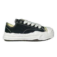 Maison Mihara Yasuhiro Sneakers / Trainers Black / Beige / Cream / White