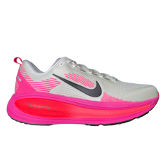 Nike Vomero 18 Sneakers / Trainers / Shoes Pink / Gray / Black