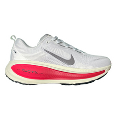 Nike Vomero 18 Sneakers / Trainers / Shoes White / Gray / Red