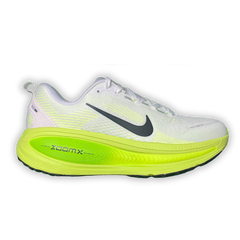 Nike Vomero 18 Sneakers / Trainers / Shoes White / Green / Black
