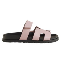 Hermes Chypre Slides / Sandals / Slippers Pink / Black