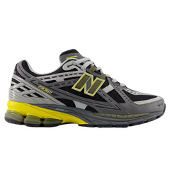New Balance 1906R Sneakers / Trainers Gray / Black / Yellow