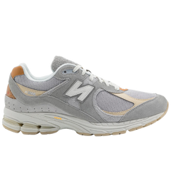 JJJJound x New Balance 2002R Grau / Beige / Cream