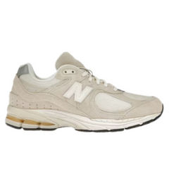 AURALEE x New Balance 2002R Sneakers / Trainers Beige / Cream / White