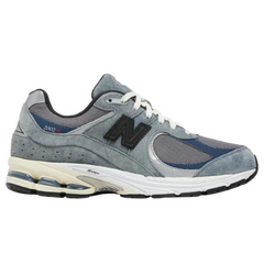 AURALEE x New Balance 2002R Sneakers / Trainers Navy / Dark Blue / Black / Blue / White