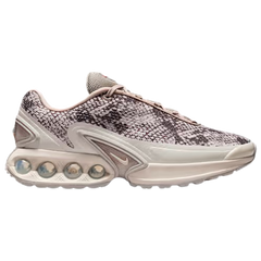 Nike Air Max DN Sneakers / Trainers Beige / Cream / Black