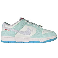 Nike Dunk Low Year Of The Dragon Sneakers / Trainers Baby Blue / White / Gray / Blue