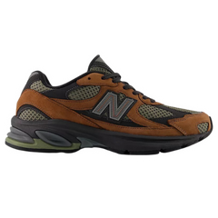 New Balance 2010 Trainers / Sneakers Brown / Dark Green / Black