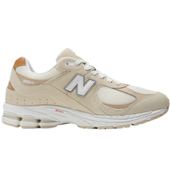 New Balance 2002R Sneakers / Trainers Beige / Cream / White