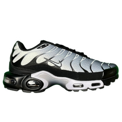 Nike Air Max Plus TN / Tuned Plus Sneakers / Trainers Black / White